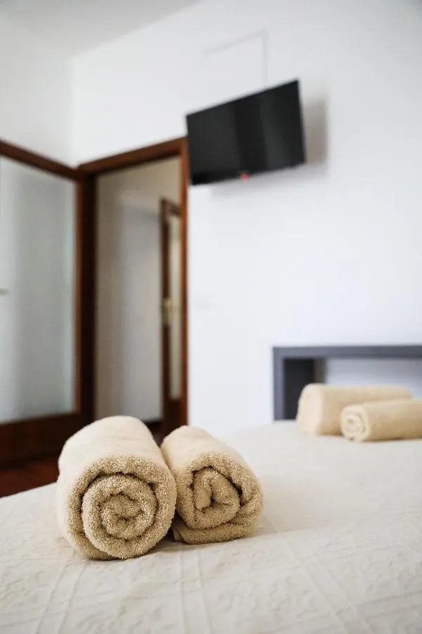 Aura Home Rent Of Rooms With Shared Kitchen Bari Guest house